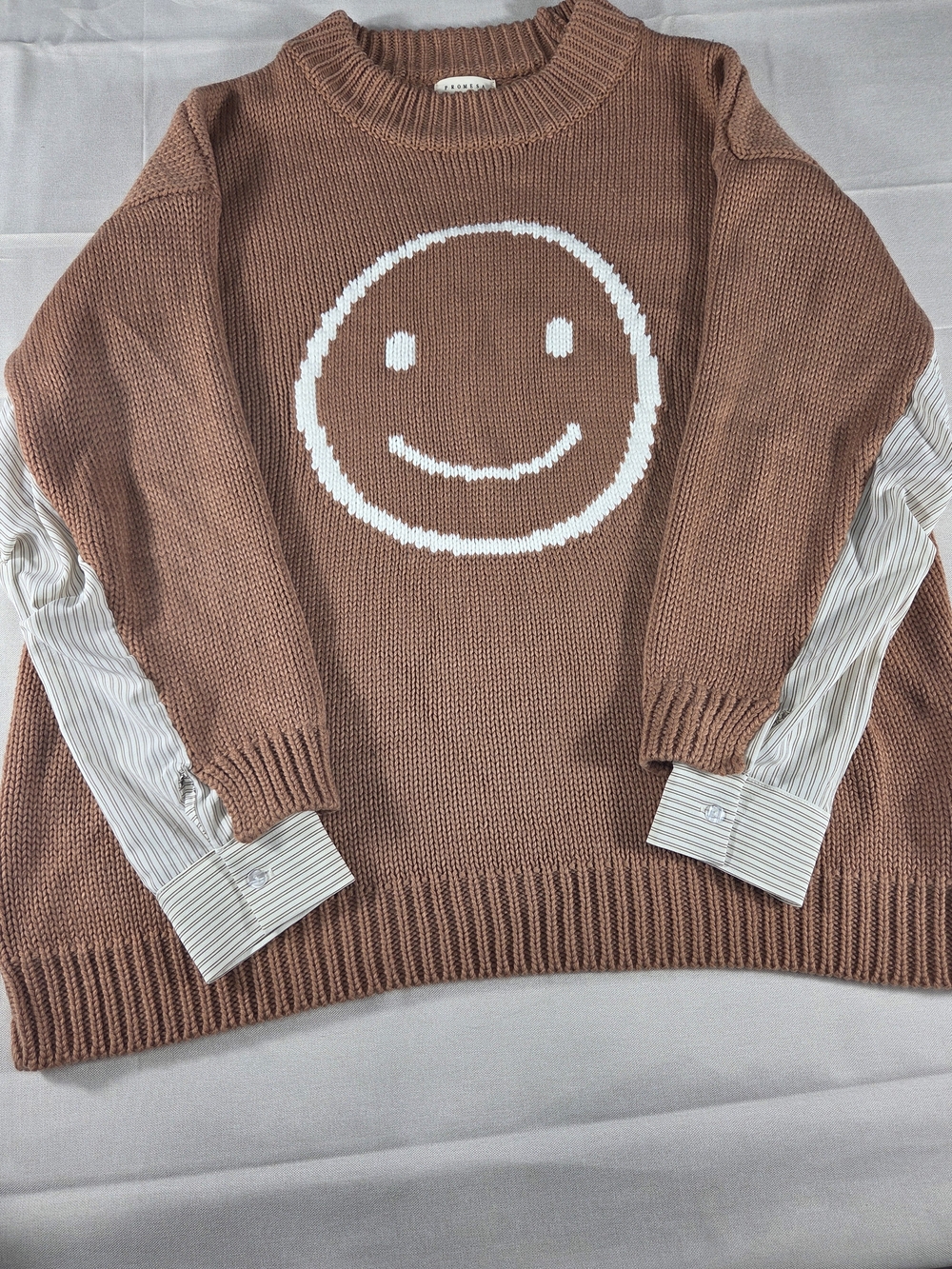 Promesa Smiley Face Knit Sweater Shirt Sleeve Illusion Small - Picture 1 of 11